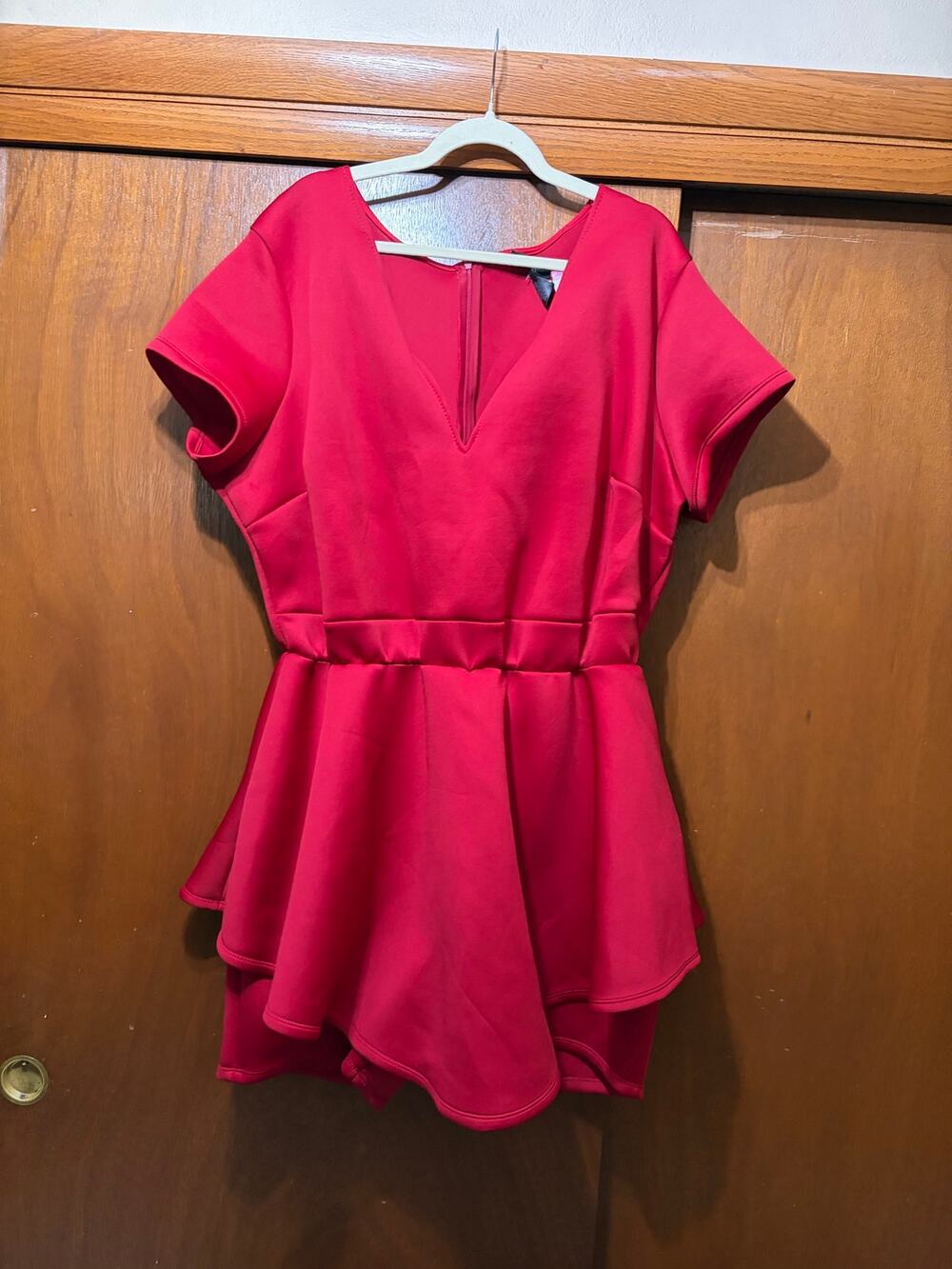 Ashley Stewart Plus Size 26/28 Red V-Neck Dress Built-In Shorts Short Sleeve